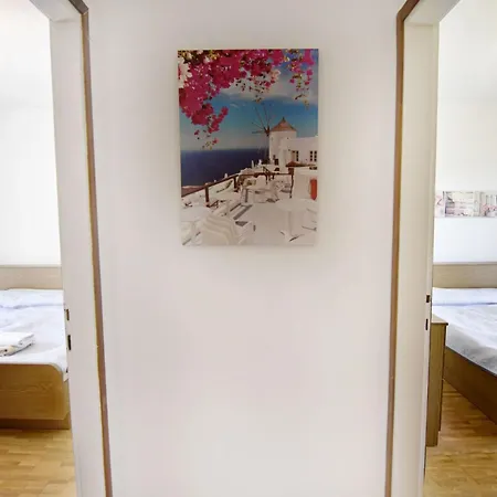 Spasija By Interhome דירה אומאג